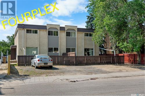 940 Mcintosh St, Regina, SK, S4T5B4 | Card Image