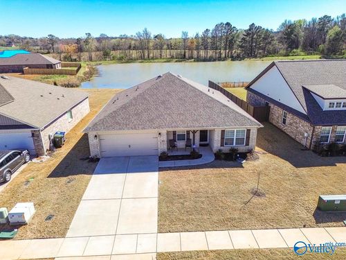 176 Beaver Brook Place, Toney, AL, 35773 | Card Image