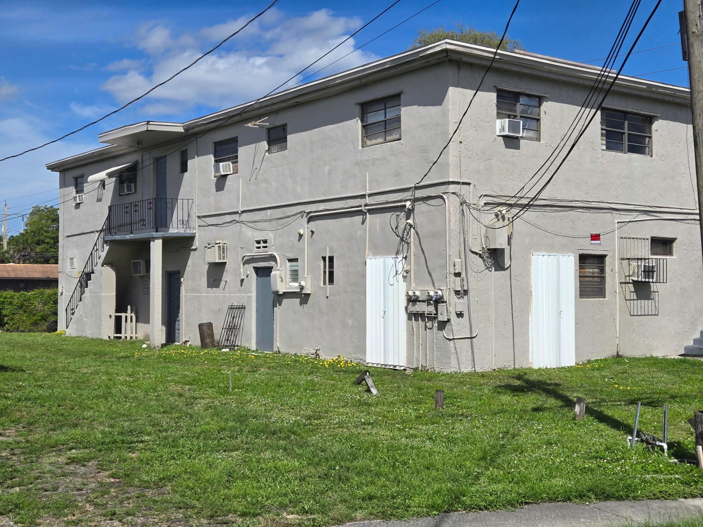 Commercial Sale in Dania Beach 2