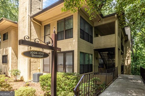 1006 Donegal Se, Smyrna, GA, 30080-2978 | Card Image