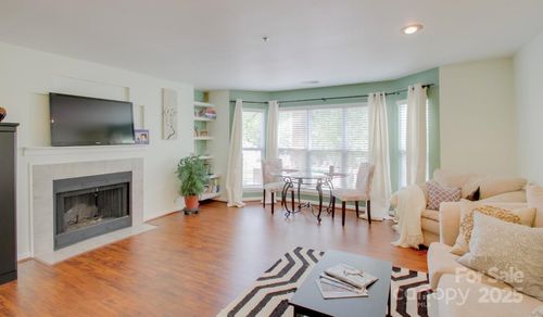 unit-3g-529 N Graham St, Charlotte, NC, 28202-2263 | Card Image