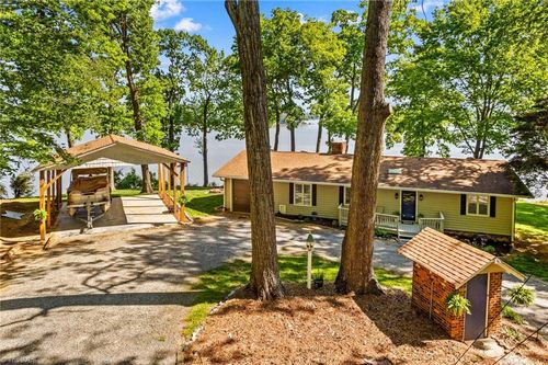 395 Rendleman Rd, Salisbury, NC, 28146-1435 | Card Image