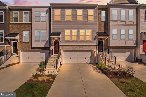 15032 Jaxton Square Ln, HAYMARKET, VA, 20169-3025 | Card Image