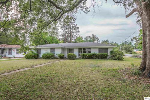 911 Downey Ln, Monroe, LA, 71201-4748 | Card Image