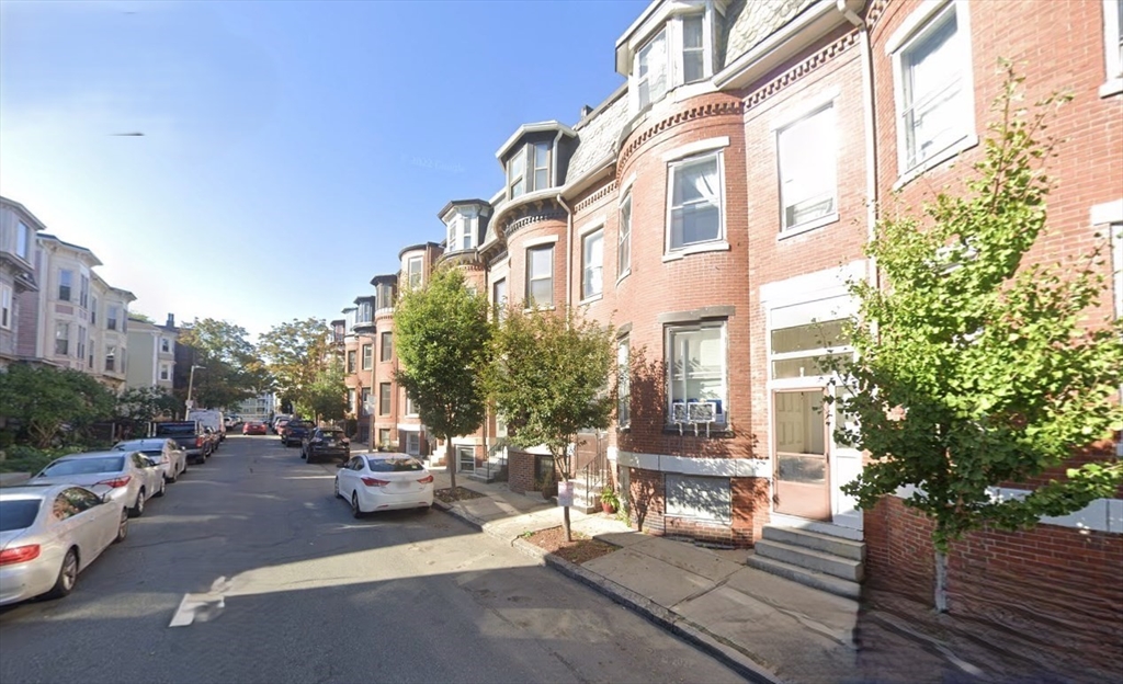 Delle Ave, Roxbury Crossing, MA 02120