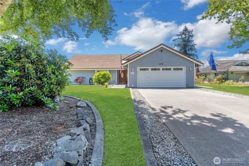 4022 151st St E, Tacoma, WA, 98446-1649 | Card Image