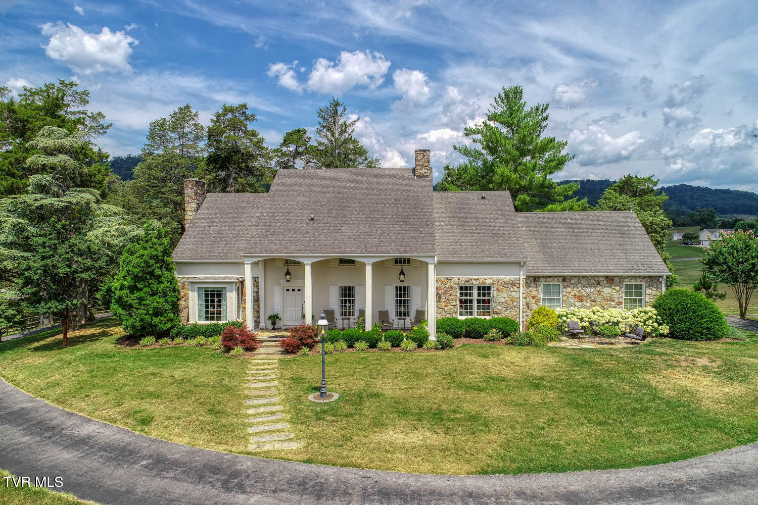 Cedar Knoll Ln, Rogersville, TN 37857