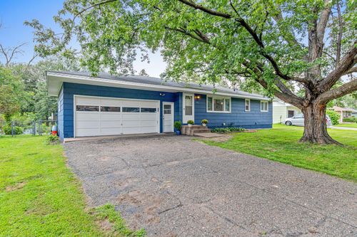 8562 Tyler St Ne, Blaine, MN, 55434-2352 | Card Image