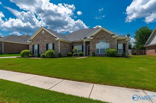 8821 Belle Mor Dr Nw, Madison, AL, 35757-6727 | Card Image