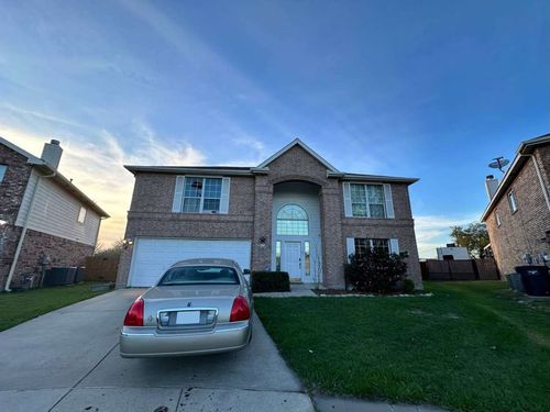 5753 Lionfish Way, Fort Worth, TX, 76131 | Card Image