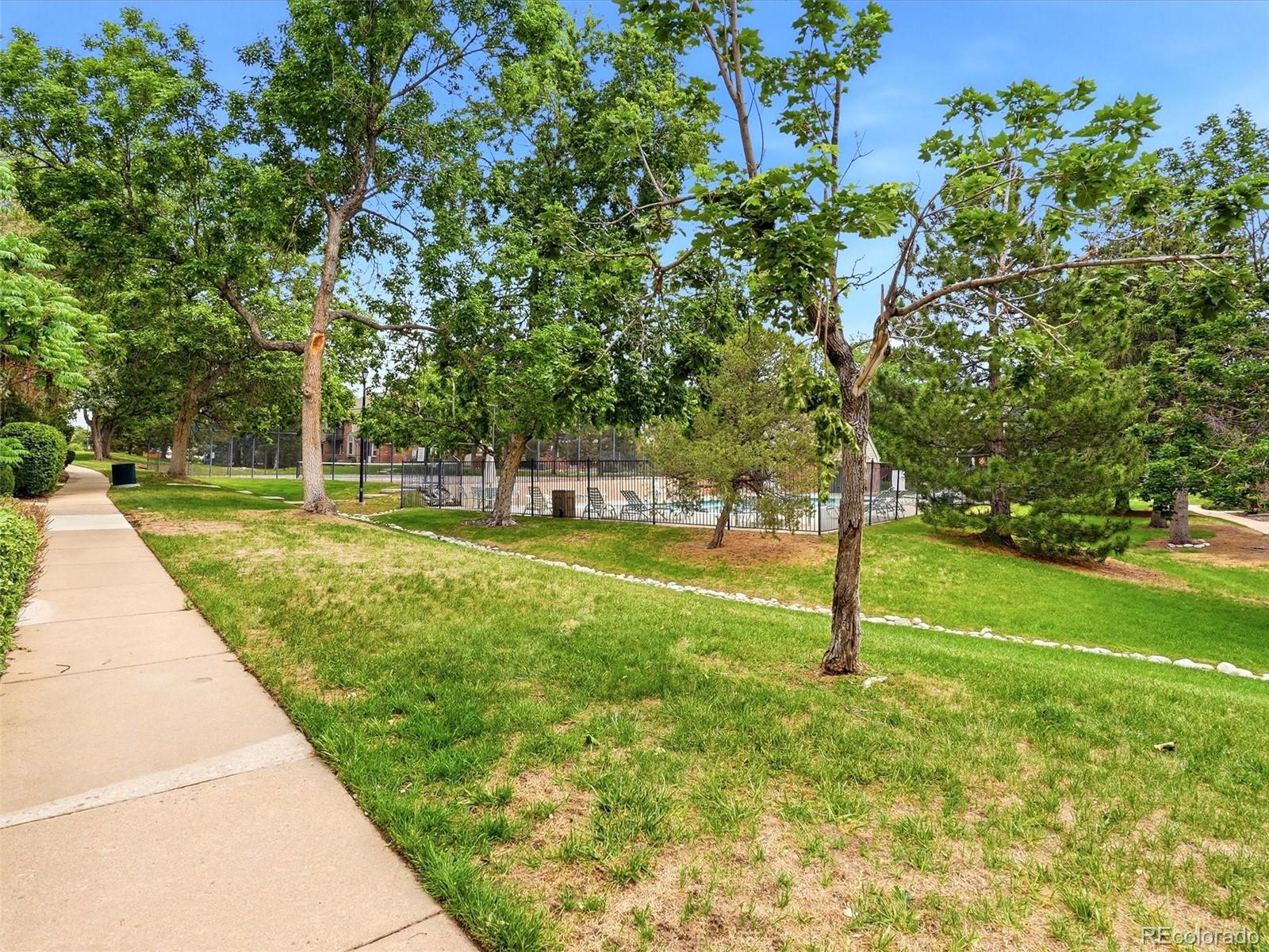 Residential in Aurora 4