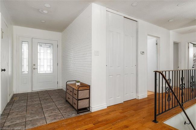 79 Ann St, House other with 4 bedrooms, 2 bathrooms and 5 parking in Dundas ON | Image 11