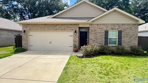 114 Canonbury Dr, New Market, AL, 35761-7786 | Card Image