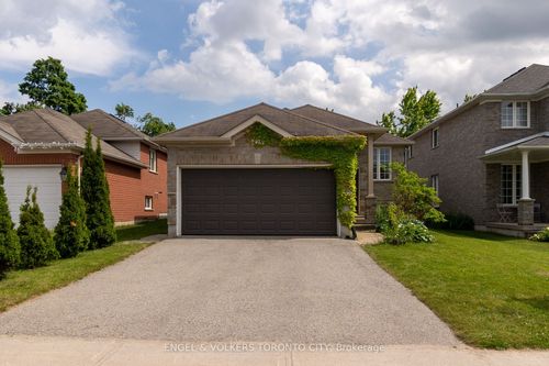 upper-125 Sovereigns Gate, Barrie, ON, L4N0Y9 | Card Image