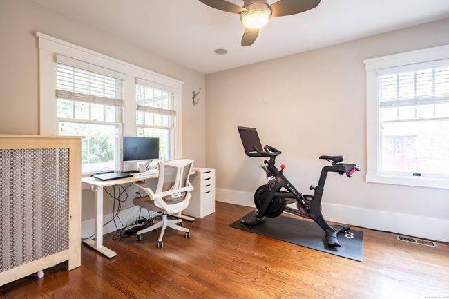 336 Main St, House other with 5 bedrooms, 2 bathrooms and null parking in Wethersfield CT | Image 27