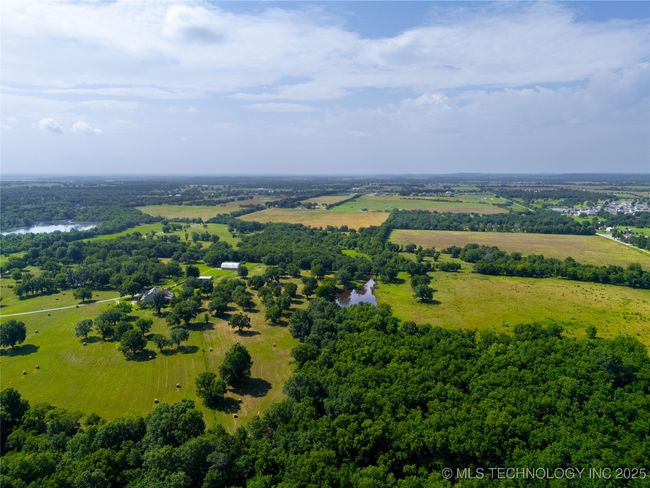 5500 S 329 Th East Ave, House other with 3 bedrooms, 5 bathrooms and null parking in Broken Arrow OK | Image 64
