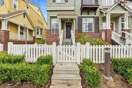 48962 Woodgrove Cmn, Fremont, CA, 94539-7586 | Card Image