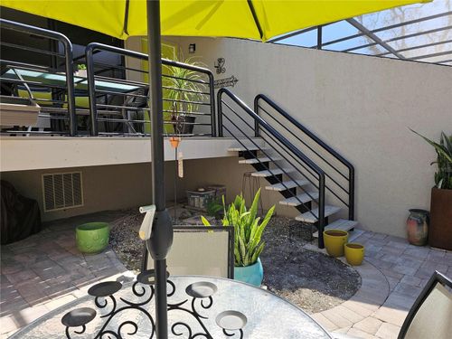 335-335 Bobby Jones Rd, Sarasota, FL, 34232-1650 | Card Image