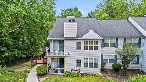 2002 Stoney Run Cir, Broadview Heights, OH, 44147-2565 | Card Image
