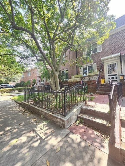 303 Bay 14th St, Brooklyn, NY, 11214-5809 | Card Image