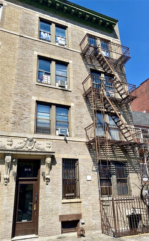 3312 29th St, Astoria, NY, 11106-3449 | Card Image