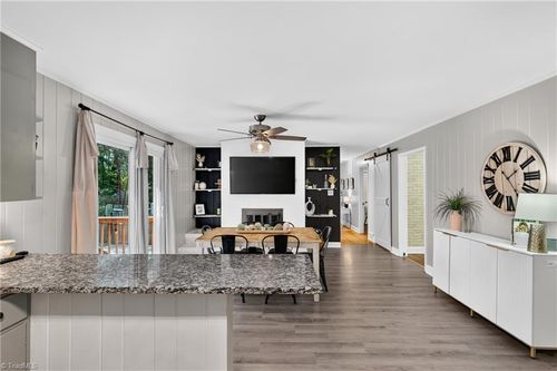 2547 Amesbury Rd, Winston Salem, NC, 27103-6501 | Card Image