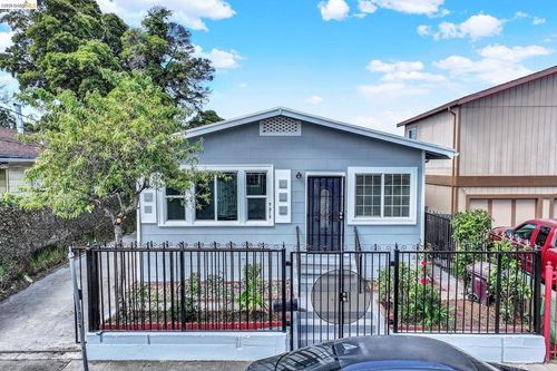 7317 Lockwood St, Oakland, CA, 94621-2701 | Card Image