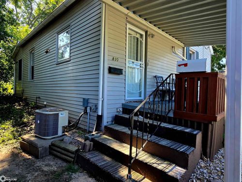 830 North St, Burlington, IA, 52601-4848 | Card Image