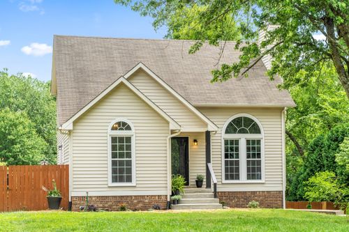 436 Bluff Dr, Clarksville, TN, 37043-1741 | Card Image