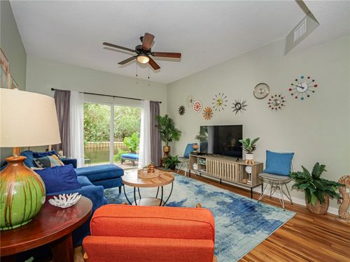 apt-103-536 7th Sq, Vero Beach, FL, 32962-1894 | Card Image
