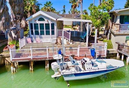 714 E Clam Cir, Port Isabel, TX, 78578 | Card Image