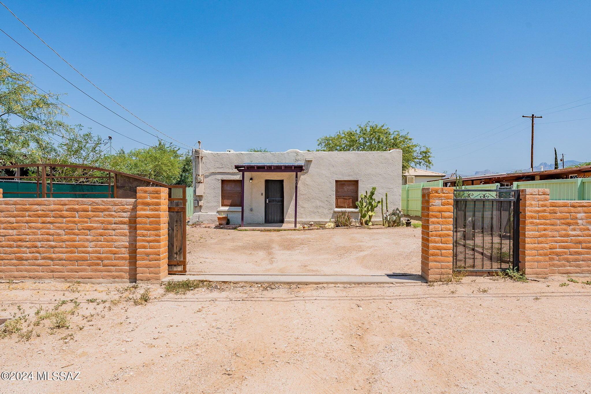 Calle Retama , Tucson, AZ 85705