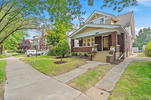 1318 Maryland St, Grosse Pointe Park, MI, 48230-1006 | Card Image