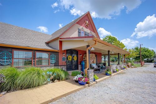3808 S Manning Rd, El Reno, OK, 73036-9268 | Card Image