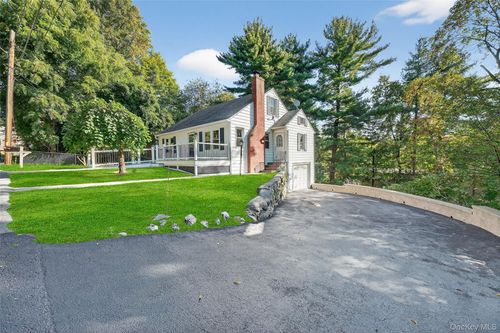 34 Mountain View Rd, Poughkeepsie, NY, 12603-2006 | Card Image