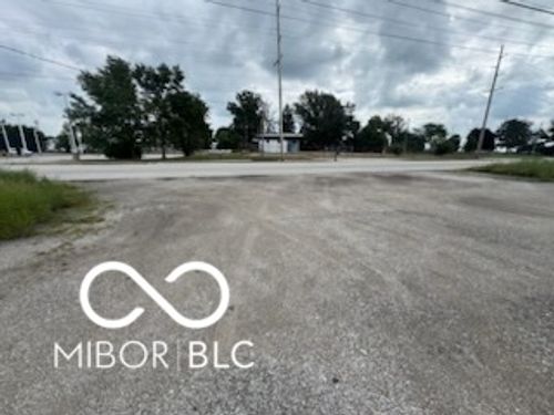 2040 Indianapolis Ave, Lebanon, IN, 46052-2995 | Card Image