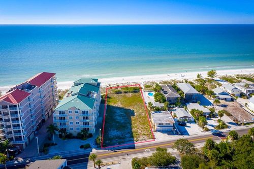 19738 Gulf Blvd, INDIAN SHORES, FL, 33785-2483 | Card Image