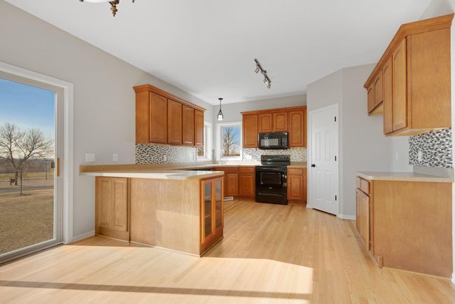 15-web-or-mls-DSC05147.jpg | Image 15