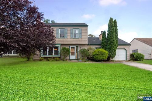 18 Dogwood Pl, SWEDESBORO, NJ, 08085-1517 | Card Image