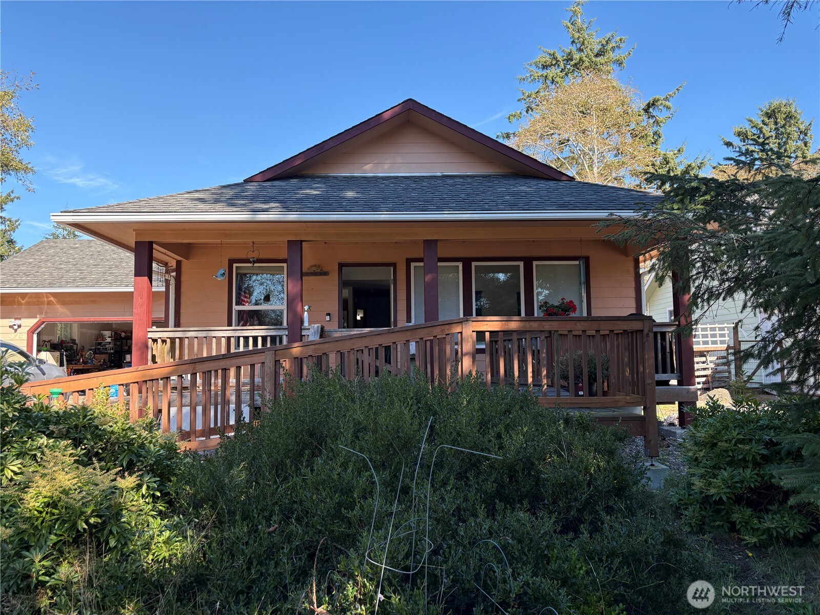 Residential in Ocean Shores
