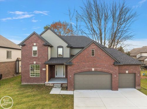 22106 Grove Dr, Macomb, MI, 48042-1751 | Card Image
