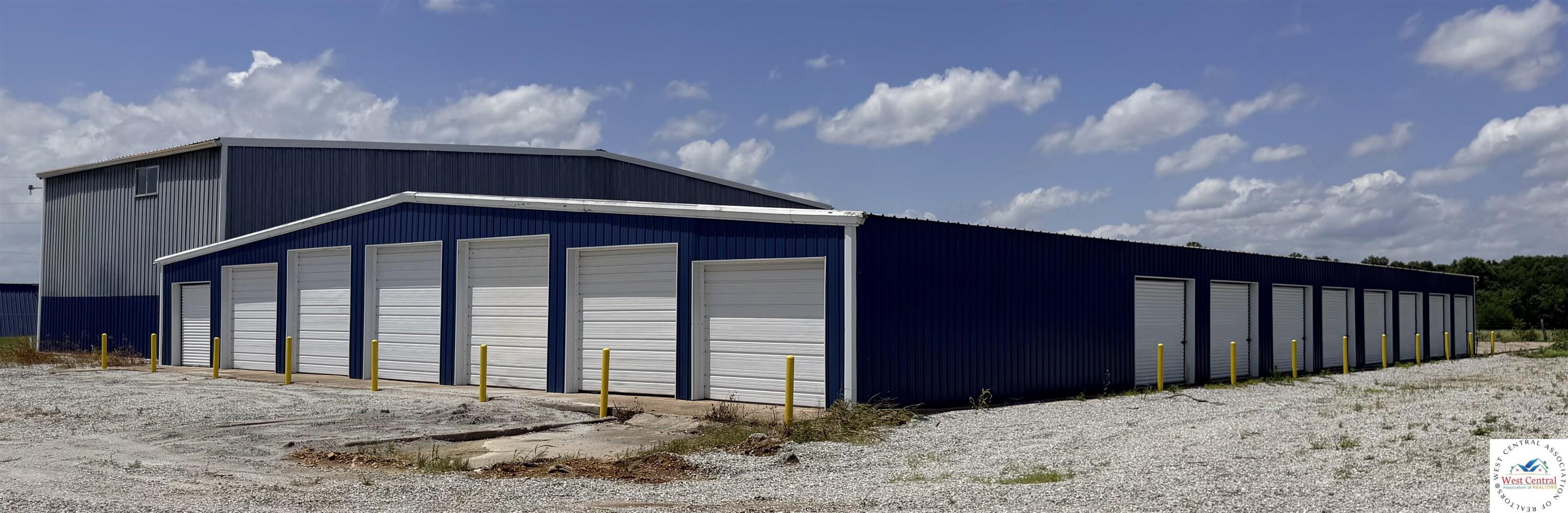 Commercial Sale in Deepwater 4