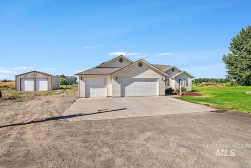 589 Pioneer Mountain Loop, Jerome, ID, 83338-5461 | Card Image