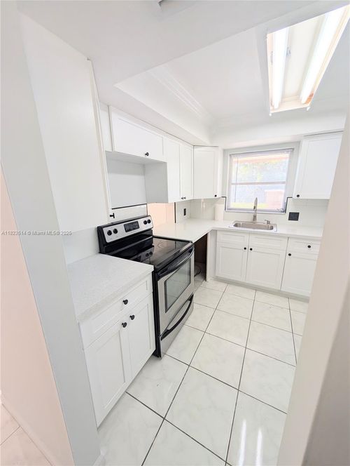 apt-9a-14901 Sw 4th St, Pembroke Pines, FL, 33027-1308 | Card Image