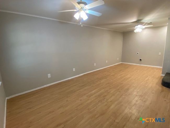 720 S Laurel Ave, House other with 2 bedrooms, 1 bathrooms and null parking in Luling TX | Image 15