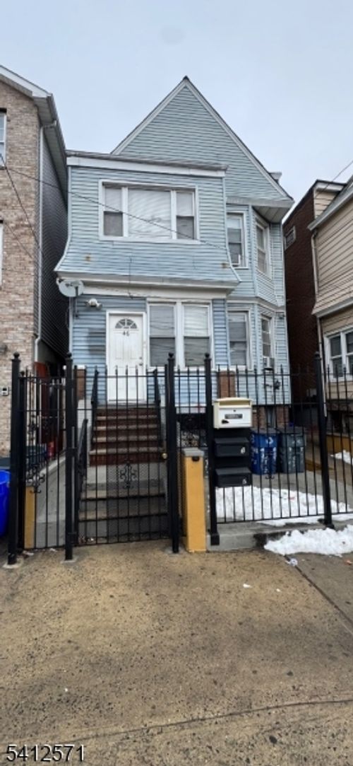46 Stegman St, Jersey City, NJ, 07305-4116 | Card Image