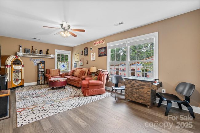 Bonus room | Image 26