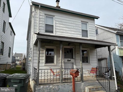 69 Palmer Ave, COATESVILLE, PA, 19320-3681 | Card Image