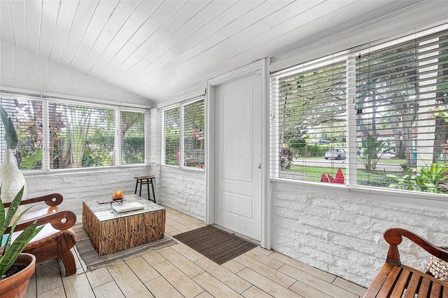 1055 Ne 120 Th St, House other with 4 bedrooms, 2 bathrooms and null parking in Biscayne Park FL | Image 7