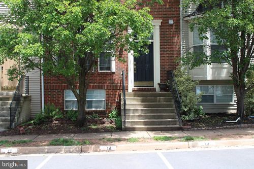 14186 Hunters Run Way, GAINESVILLE, VA, 20155-4404 | Card Image